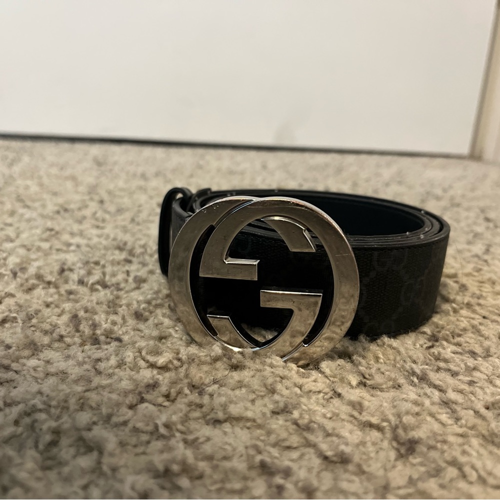 Black/Silver Gucci Belt